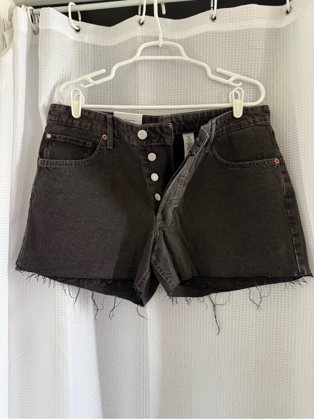 H&M Black Button-Fly Raw-Hem Denim Shorts